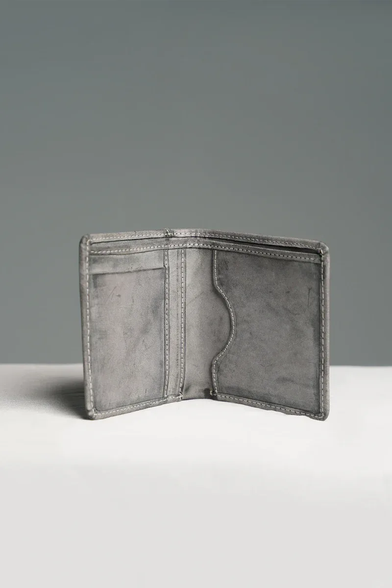 Judas-Mens-Wallet-grey-openview-JULKE_800x